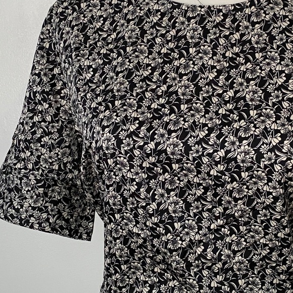 H&M Floral Short Sleeve Spring Summer Dress - Picture 5 of 16